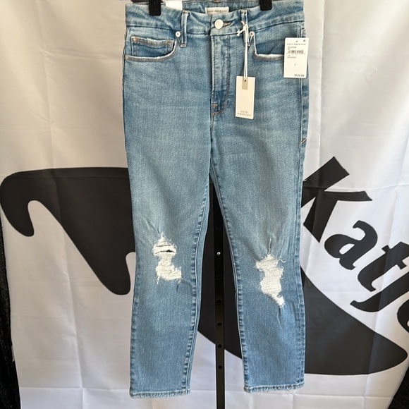 GOOD American Good Classic Skinny-ish Hi-Rise Jeans - Picture 9 of 12